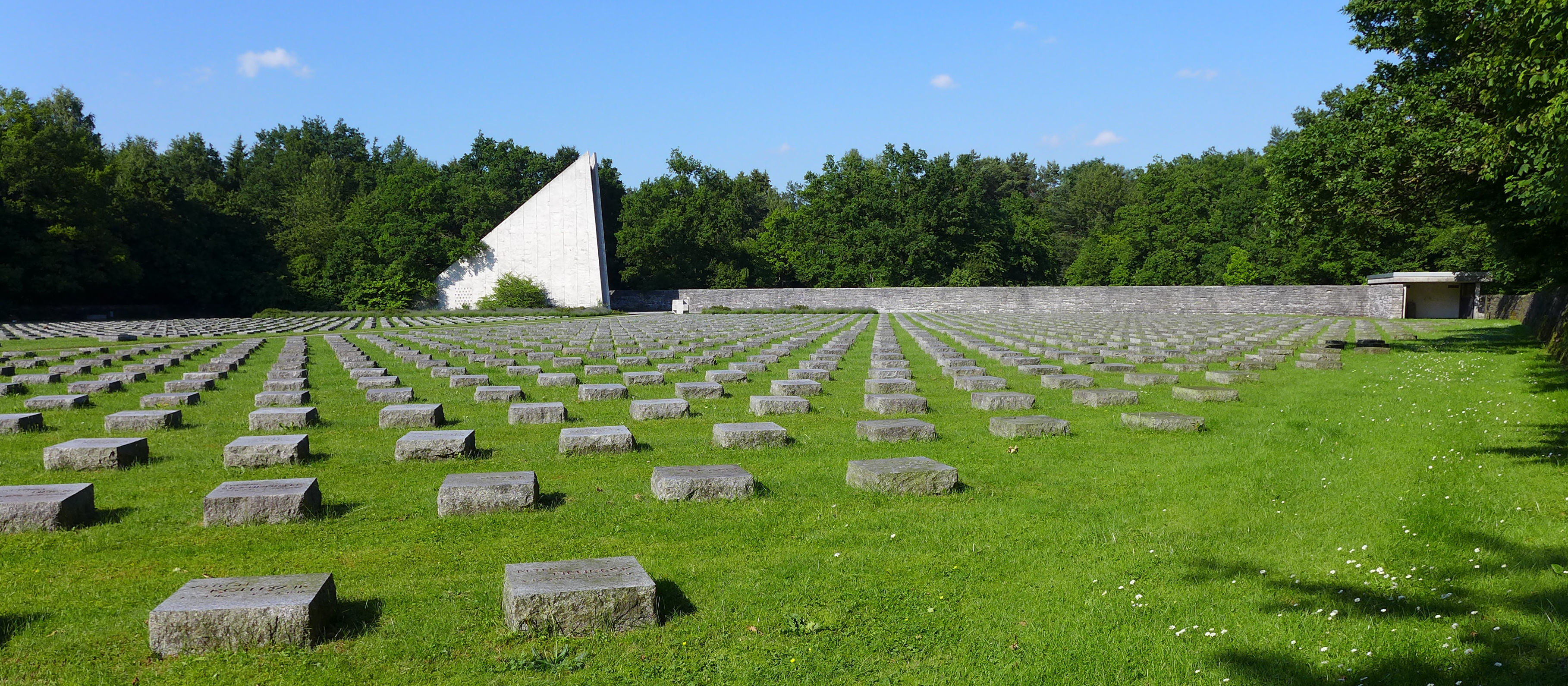 Kriegsgräberstätte Hadern